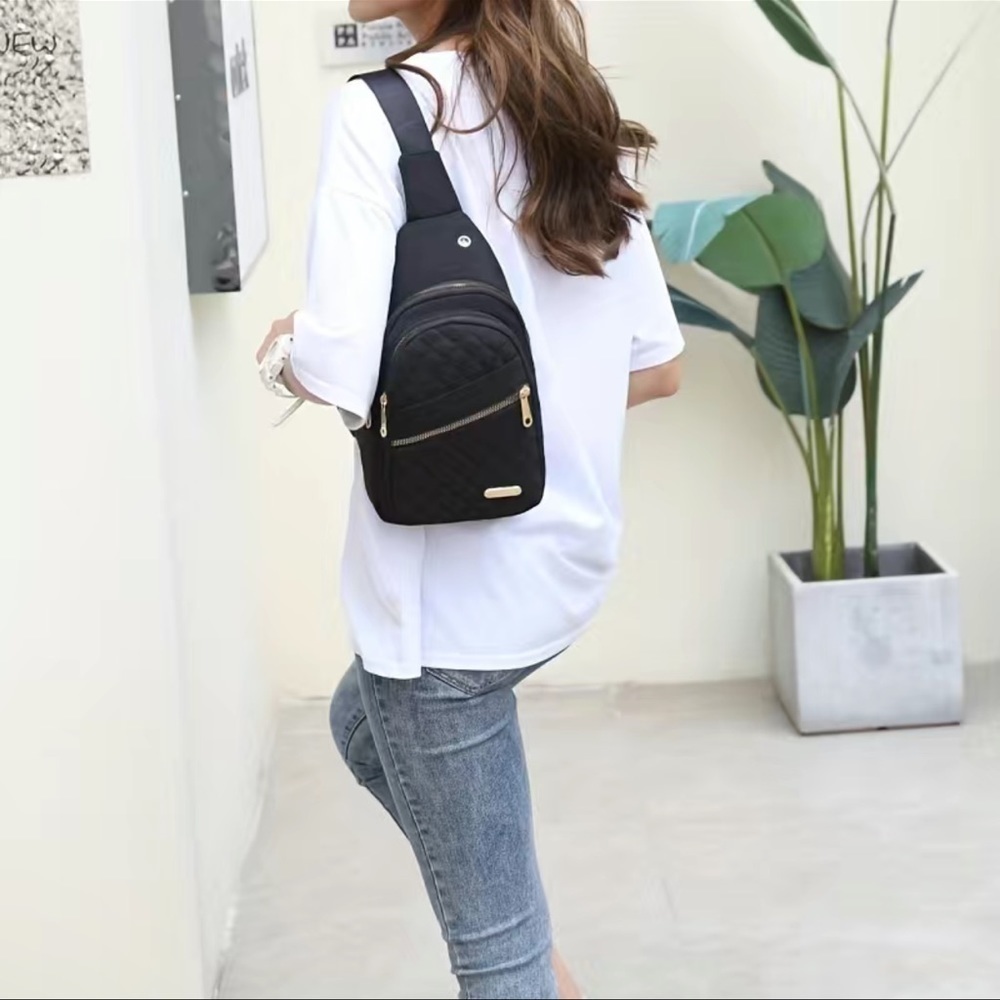 Quilted Crossbody One Shoulder Bag NWT